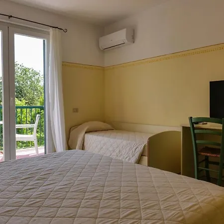 Club I Pini - Residenza D'epoca In Versilia فندق