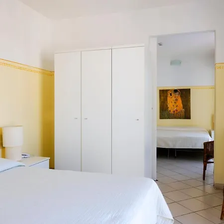 Club I Pini - Residenza D'epoca In Versilia Hotel 3*