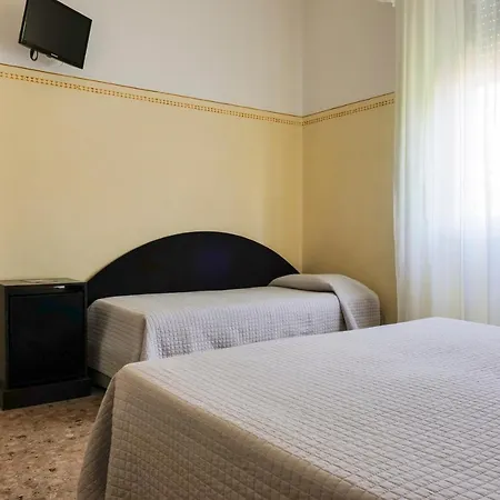 Hotel Club I Pini - Residenza D'epoca In Versilia Lido di Camaiore