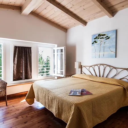 Club I Pini - Residenza D'epoca In Versilia 3*